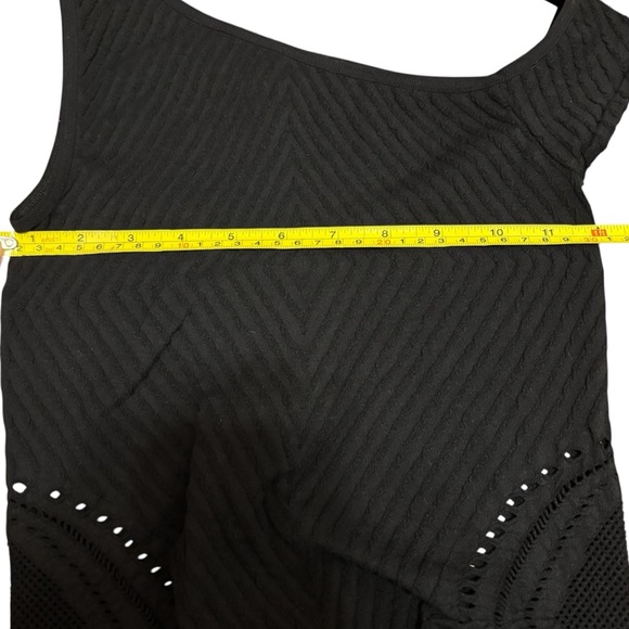 bebe Black Asymmetrical Sleeve Bodycon Dress - Picture 6 of 7